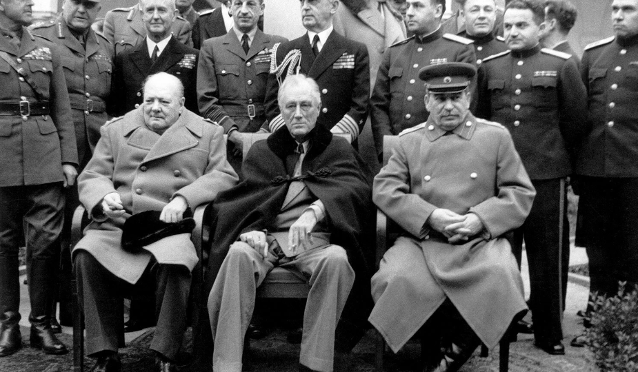 1945 год, Ялта, затем Потсдам. Как в сложных, непростых дебатах создавался новый миропорядок, а Сталин отстаивал интересы СССР