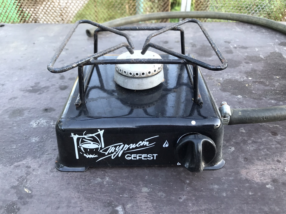 Плитка газовая Турист GEFEST. Фото Тищенко Василий.