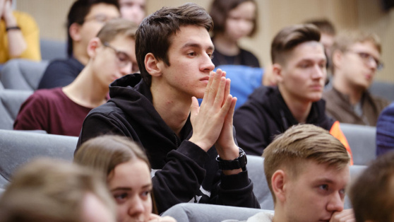    Российские вузы готовы к приемной кампании 2025/2026 года, заявил Фальков © Akimov Igor / Shutterstock/Fotodom