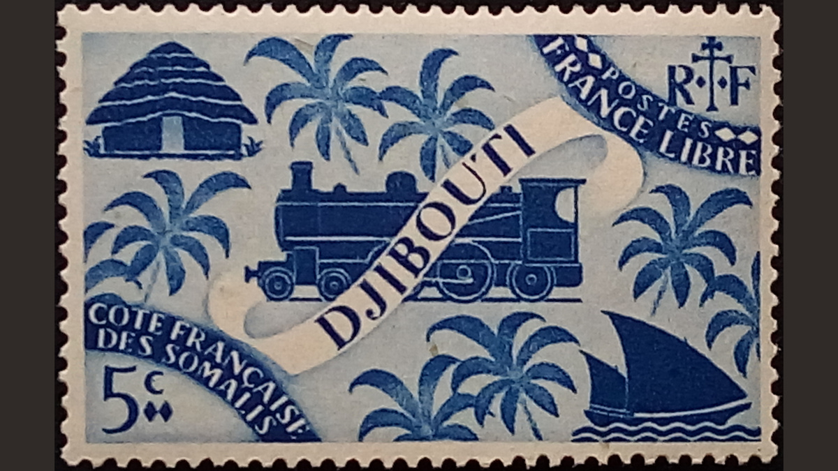 1. Сомали. Французcкое побережье, 1943 год, № 246. Локомотив, пальмы. Символика Джибути.