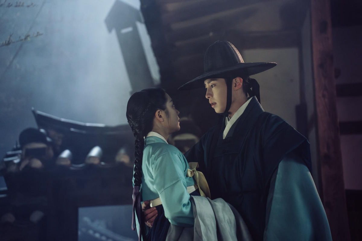 Кадр из дорамы 