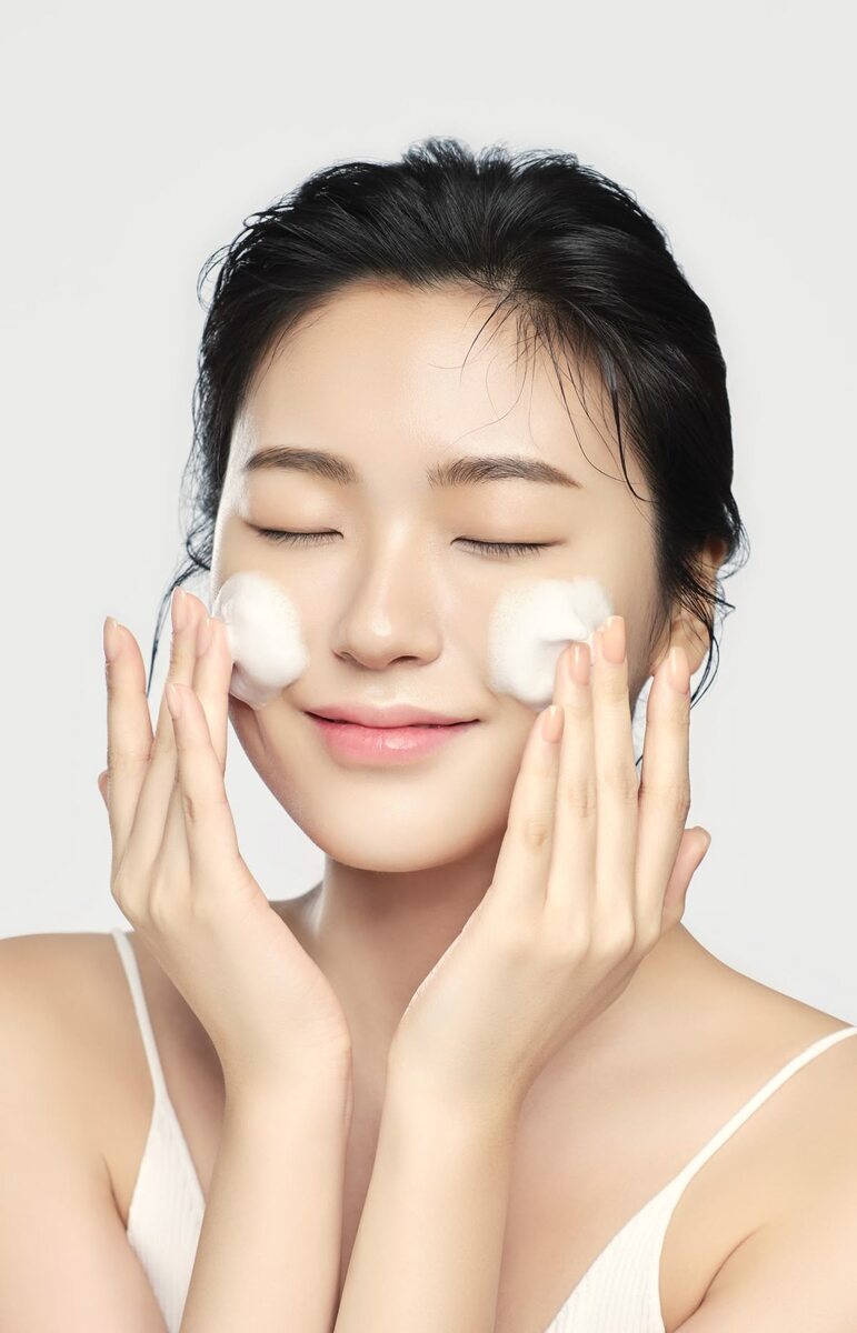 Нанокосметика гораздо действеннее решает любые эстетические проблемы, особенно связанные с возрастом.