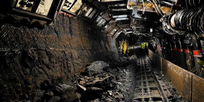 Далеко не все шахты постигла судьба Кораблика. /Фото: etftrends.com.