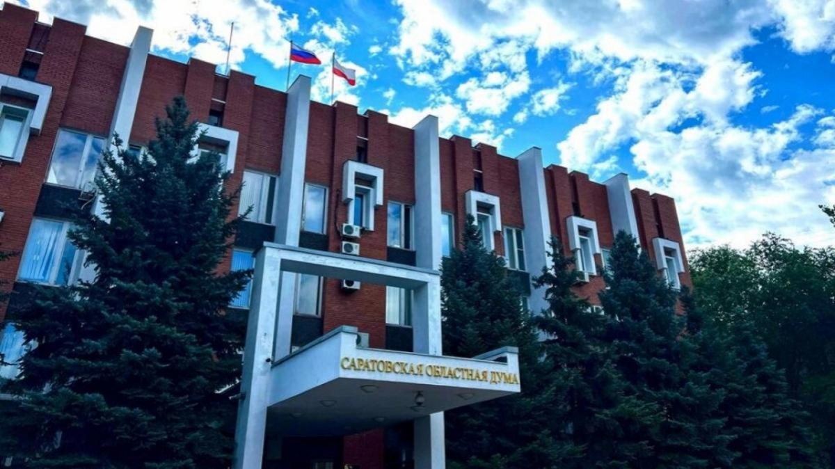    Кризис в школах Саратова: Буланов выступил за депутатские слушанияНовости Саратова и области – Сетевое издание «Репортер64»