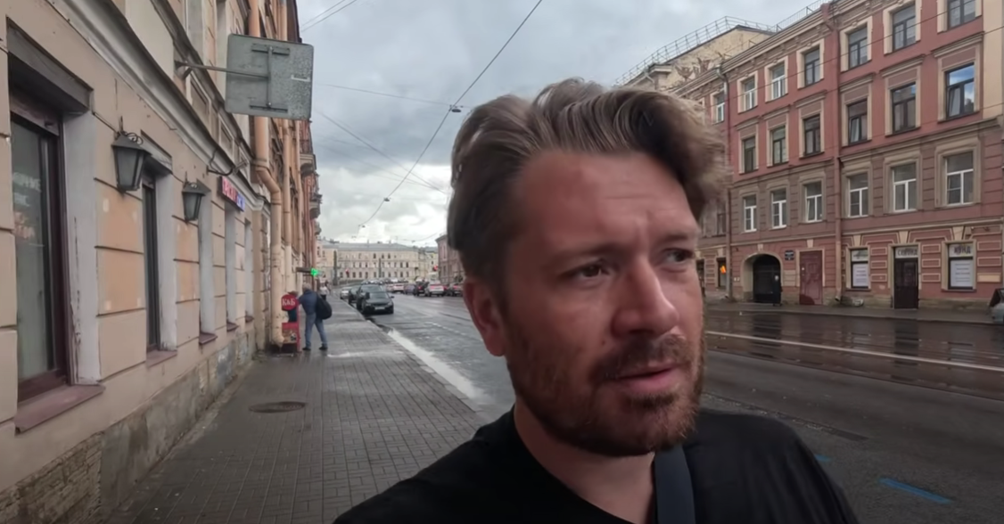 Фото: Скриншот видео "Charles en Russie"