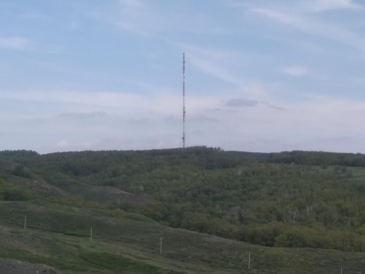 Телевышка, по дороге на Кувандык.