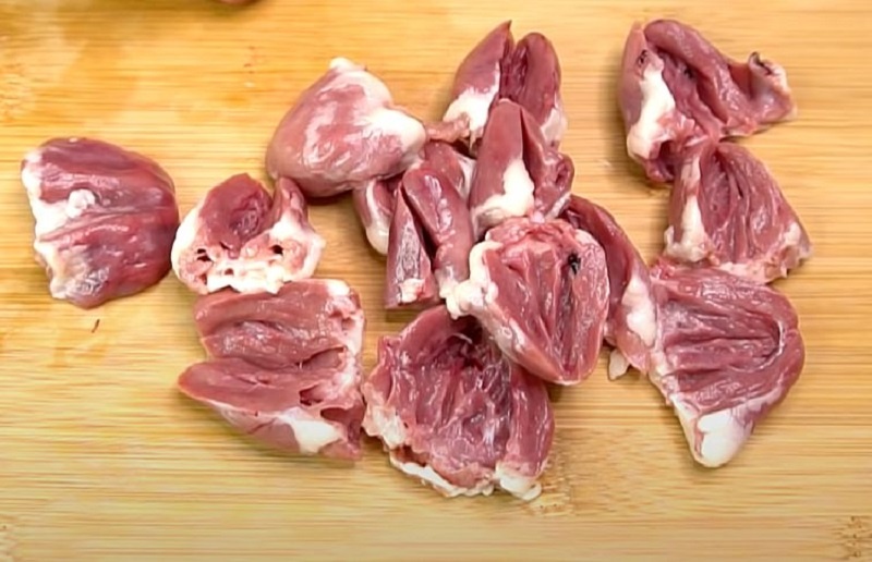 Куриные сердечки в аппетитной панировке: как превратить обычный субпродукт в ресторанное угощение