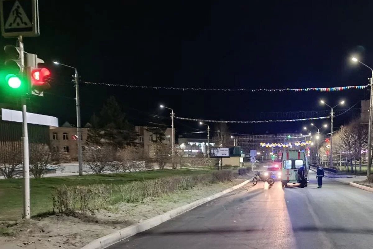    Пьяный подросток на мотоцикле сбил школьницу на перекрёстке в Бурятии