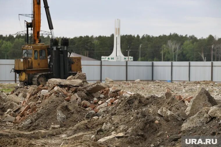 В Кургане приступили к строительству многофункционального комплекса на трассе «Иртыш». Фото: Екатерина Сычкова © URA.RU