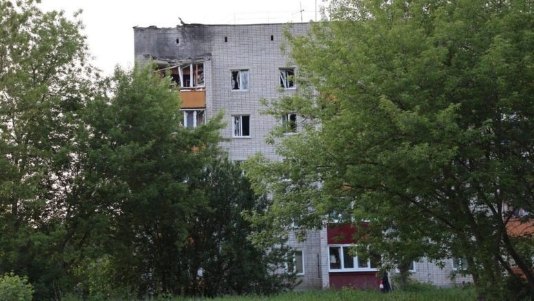    Повреждённый жилой дом в Ельце / t.me/igor_artamonov48