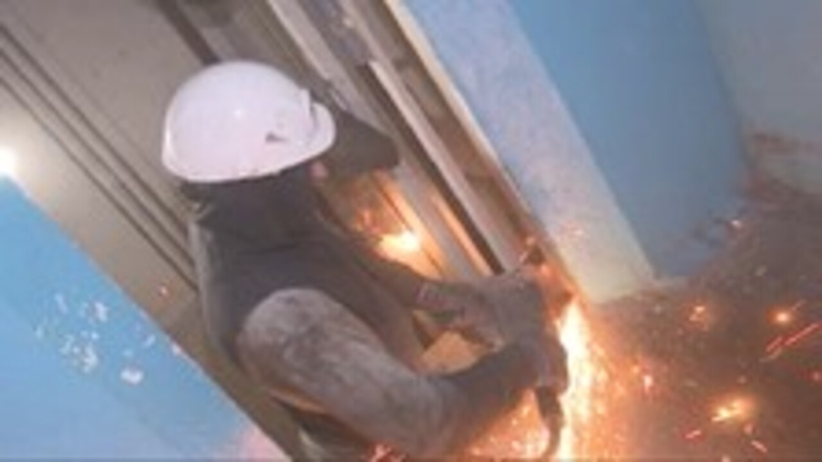    В этом году в Курской области в многоквартирных домах заменят 142 лифта