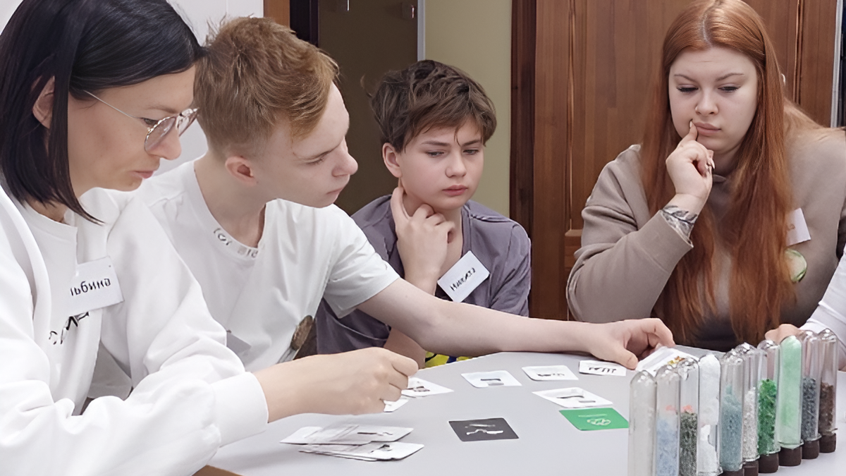    Специалисты нефтехимической компании провели первый инклюзивный экологический урок для югорчан