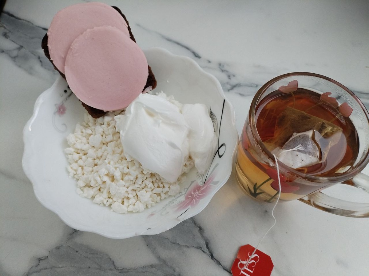 Б:30 Ж:27 У:18 440кКал