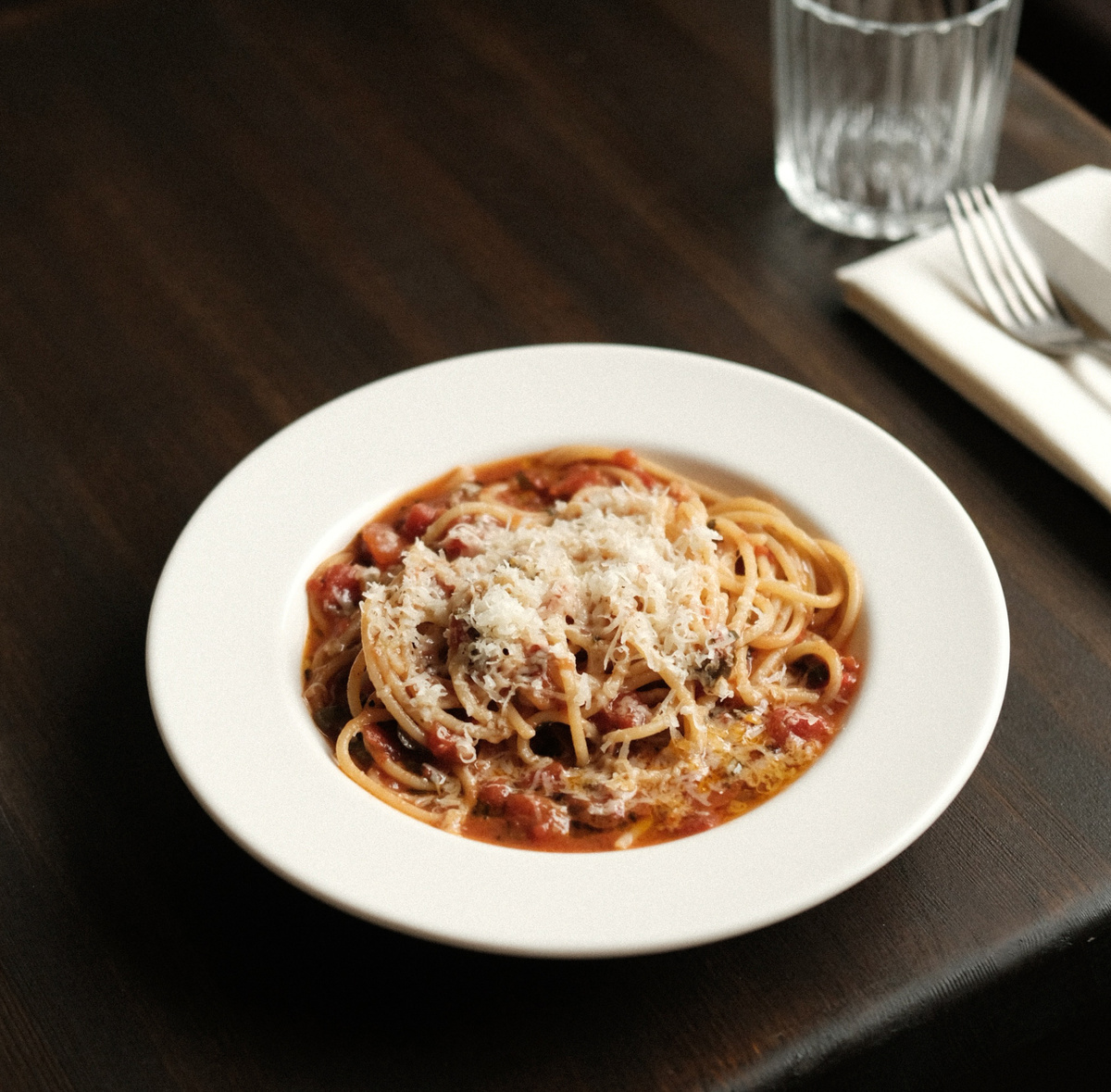    Новости ресторанов: тартин с анчоусом, копченые мидии и рибай с черной икрой (фото 2)