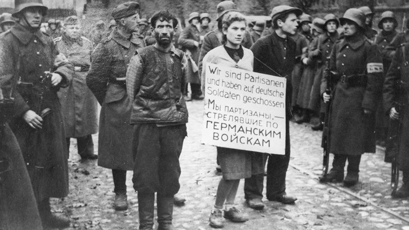 Советские партизаны перед казнью в Минске