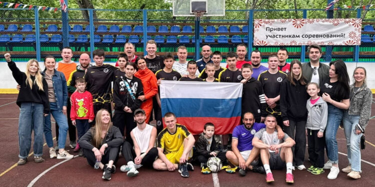    ЗНАМЯ РОССИИ