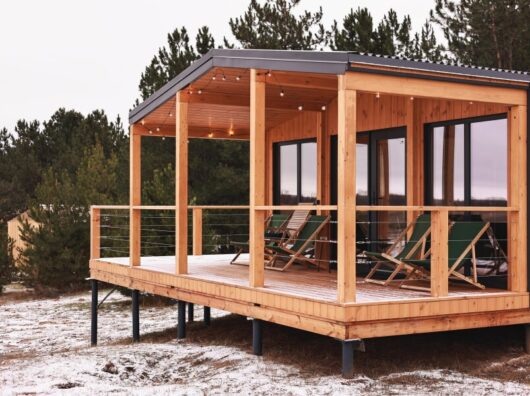    глэмпинг "Синий яр" в Усть-Донецком районе // фото: yarglamping.ru