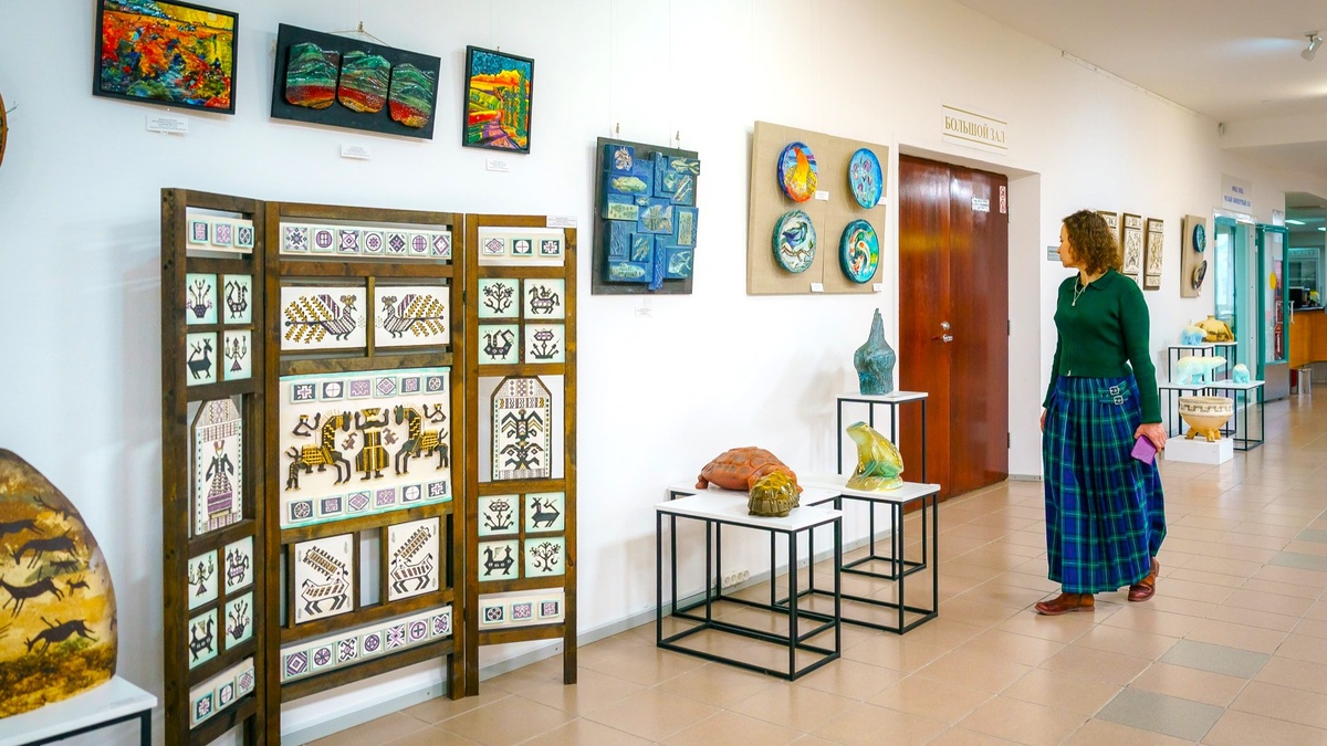    Природу Югры увековечили в керамике