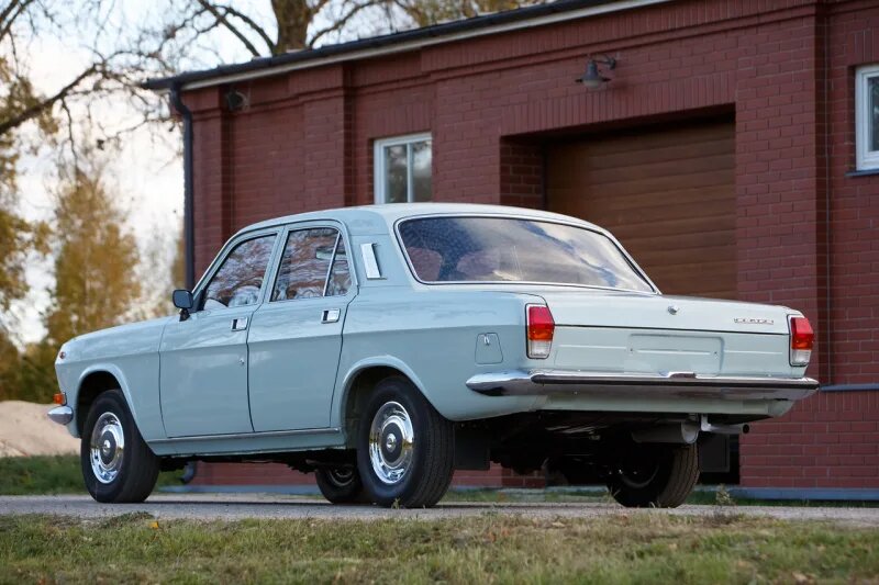 ГАЗ-24-10-051: Роскошь для избранных или мираж для советских мечтателей?