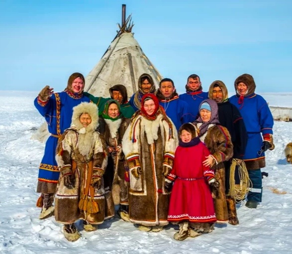Ненцы. Источник: arctic-megapedia.com