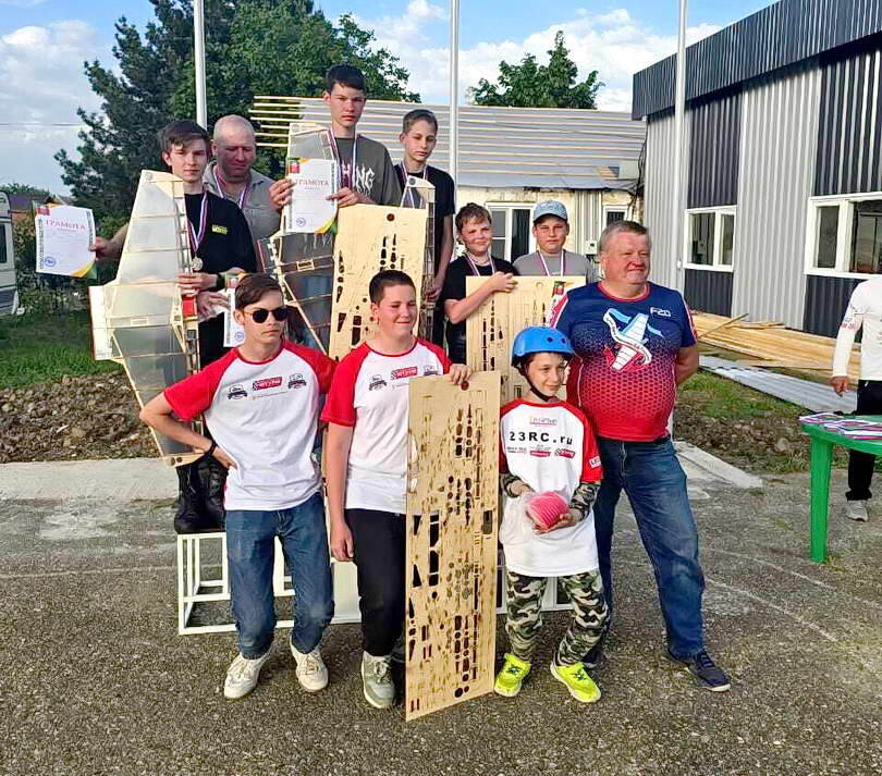 Листайте вправо, чтобы увидеть больше изображений