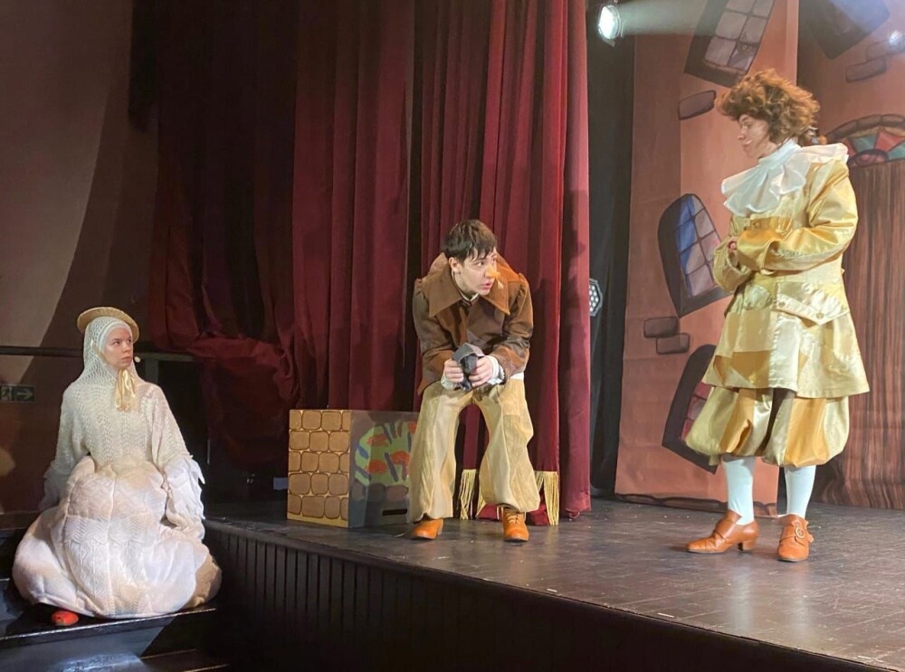 Листайте вправо, чтобы увидеть больше изображений