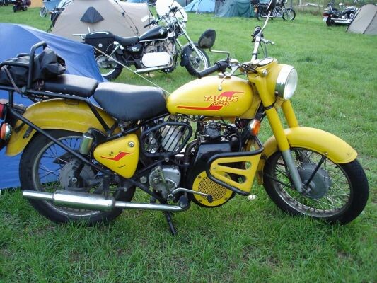 Дизельный мотоцикл Royal Enfield Taurus