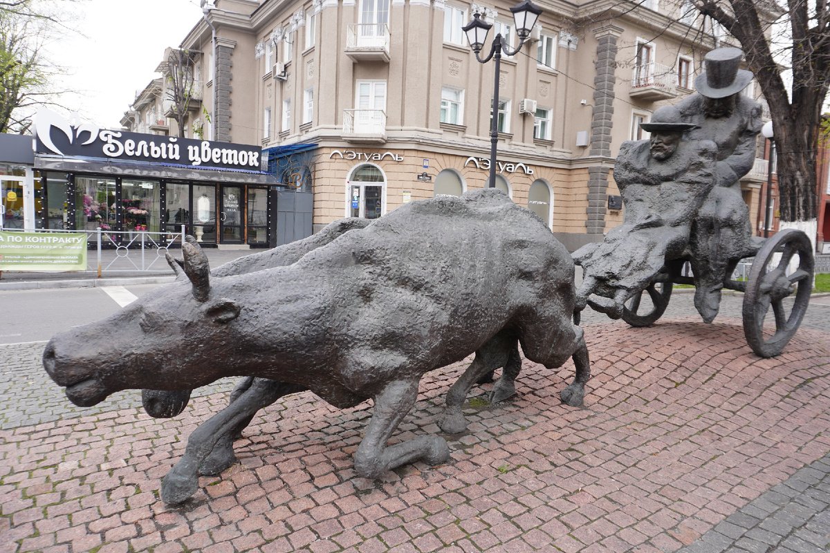 фото автора памятник Пушкину