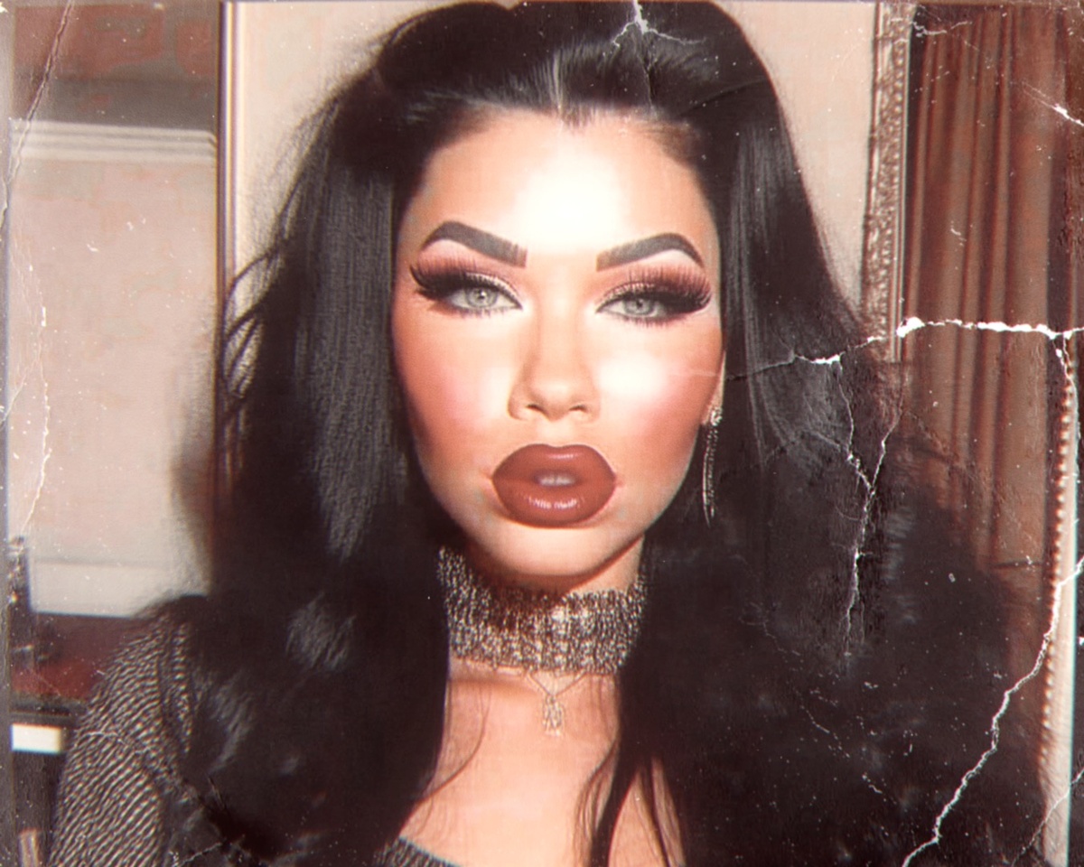 Нейросеть Кандинский