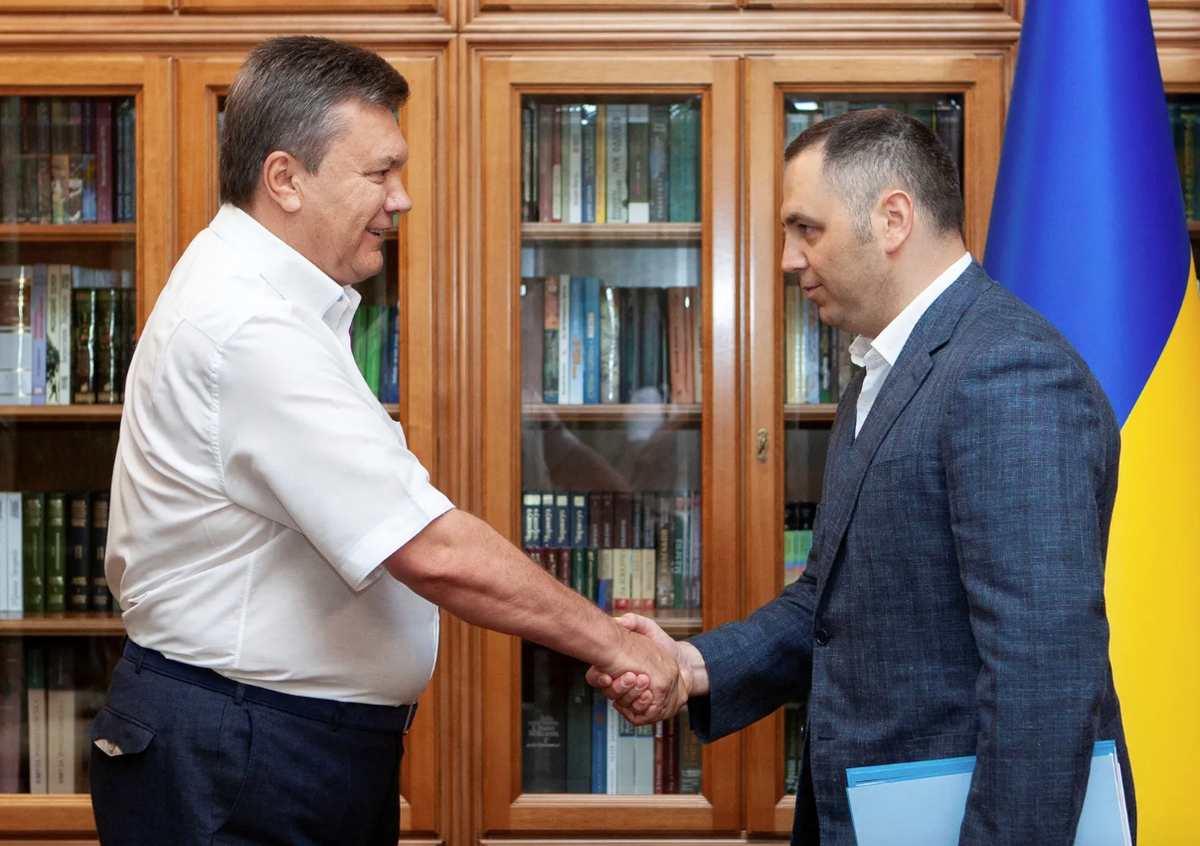 Смена лагерей: Портнов с президентом Виктором Януковичем © REUTERS