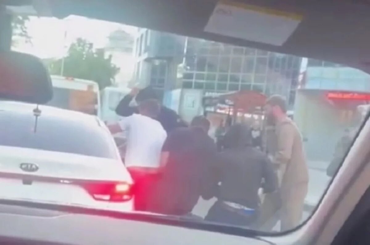    У одного из похитителей был пистолет, возможно, травматический.