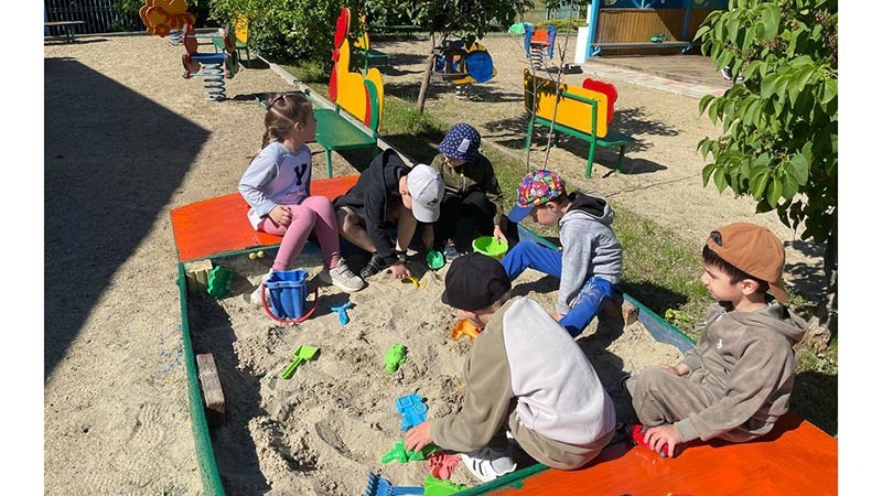    Вклад в будущее: депутаты благоустроили детские площадки