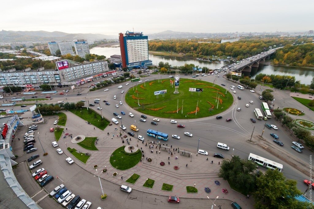 Предмостная площадь Красноярска
Фото: Сергей Филинин