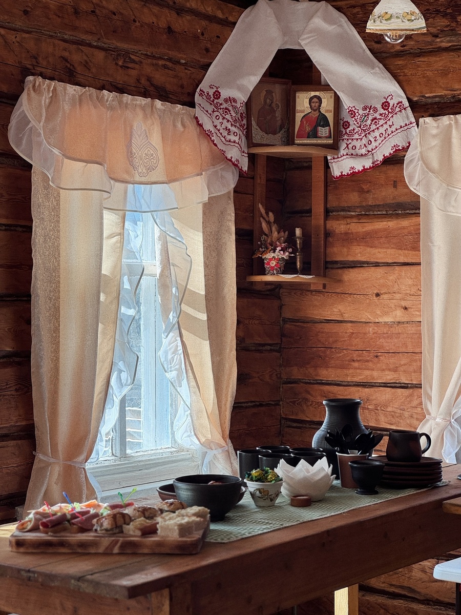 фото сообщества Кто в холмогорском домике живет