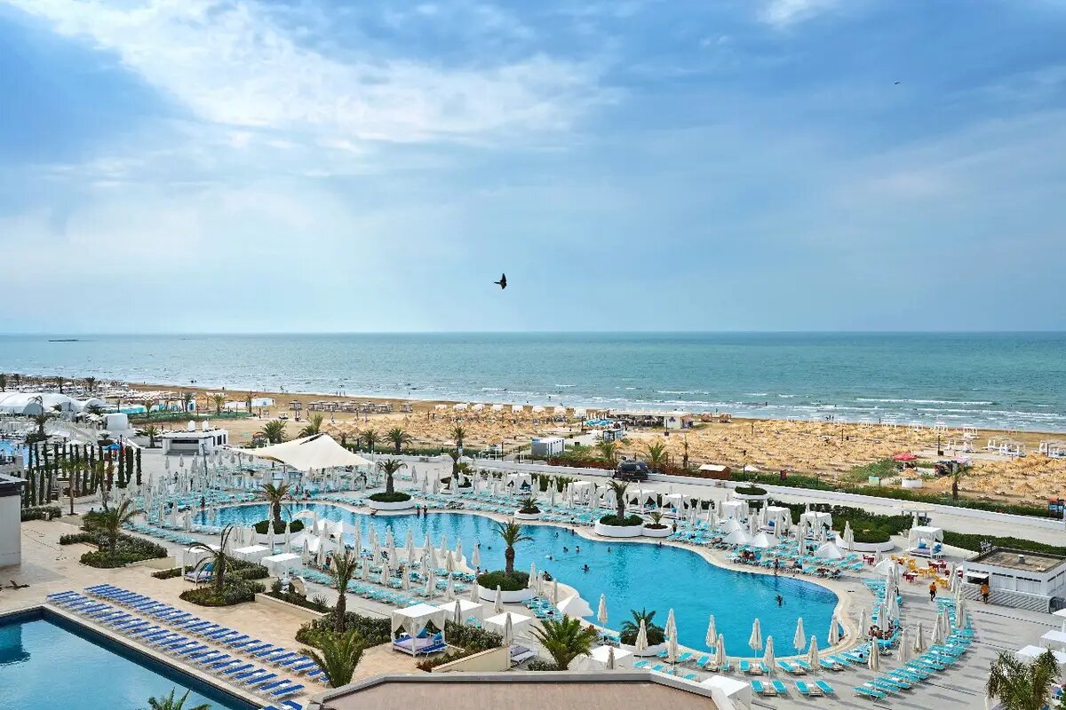  Пляж города-курорта See Breeze в Азербайджане   © Пресс-служба курорта See Breeze
