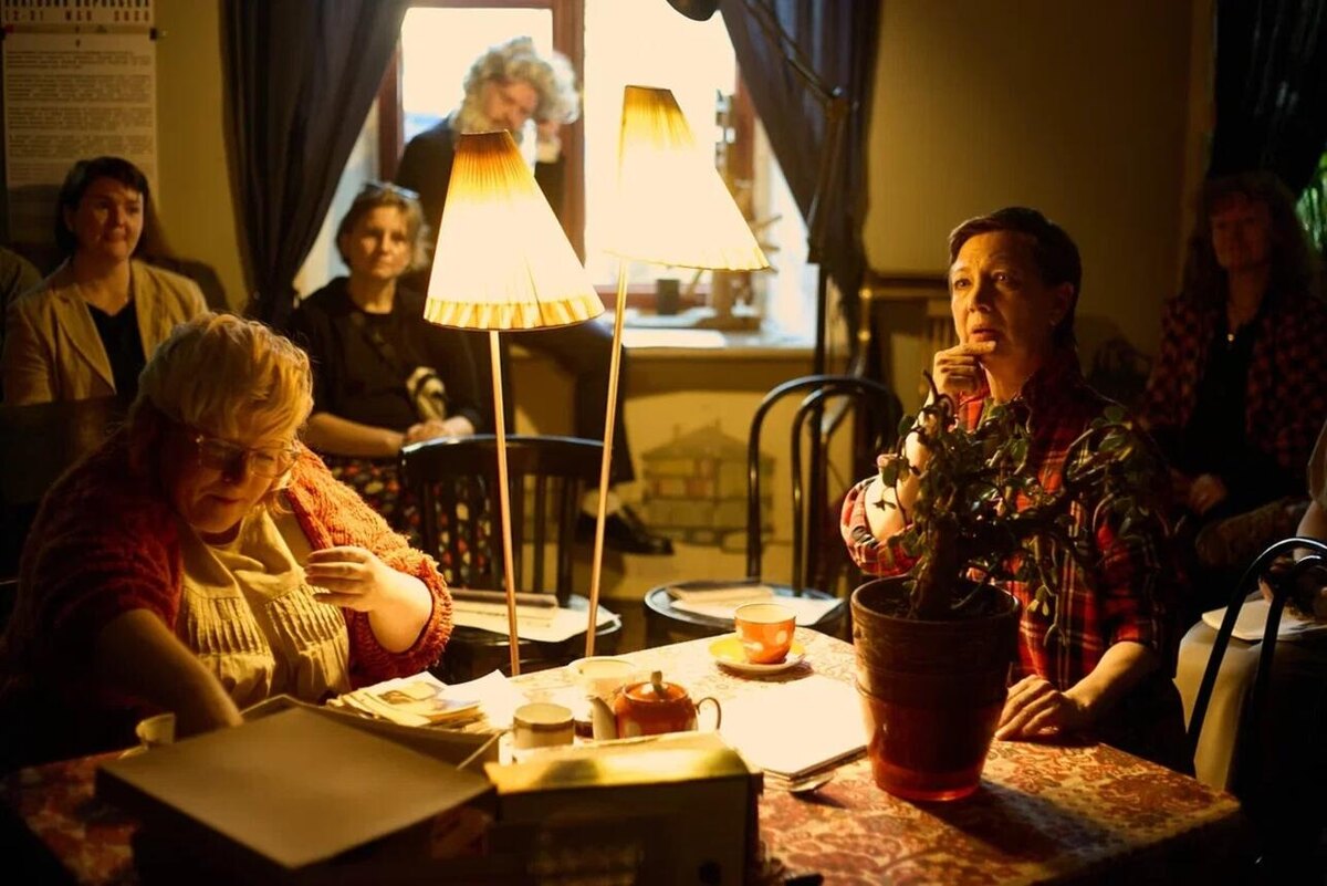    Спектакль «Морозовы. Дела семейные» Предоставлено Пресс-службой