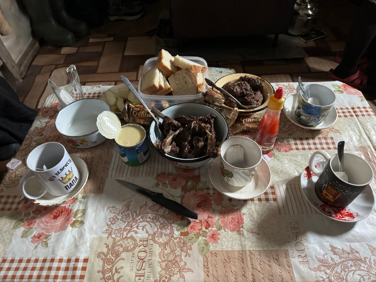 Ребрышки и котлеты из оленины