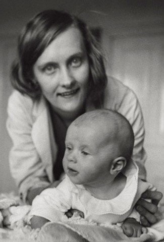 Астрид с сыном