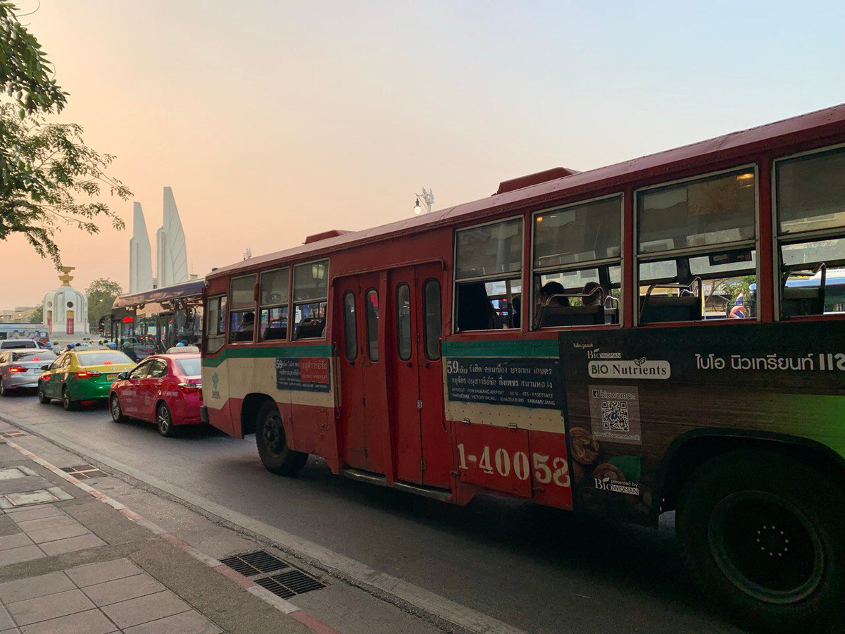 Приберегите мелочь для поездки на таких автобусах