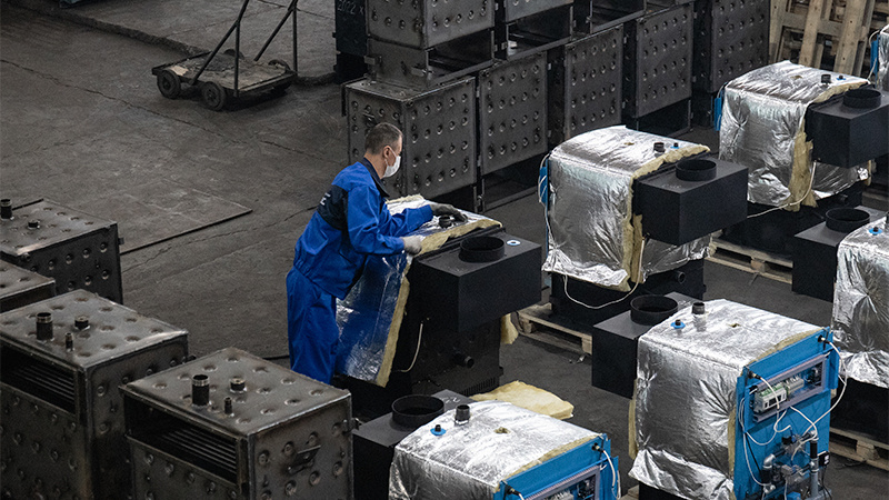 Процесс сборки котлов «Хопер» на заводе «Ирбис»