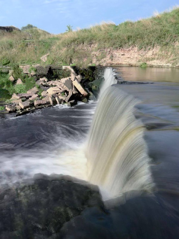 Большой Тосненский водопад