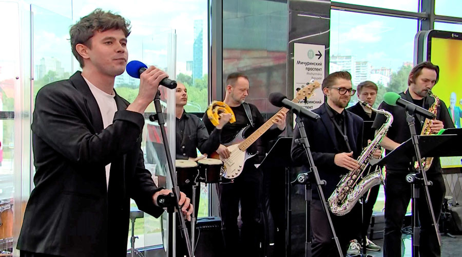    © АО "ТВ Центр"