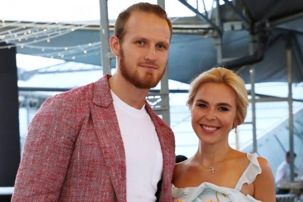    Иван Телегин и певица Пелагея. Фото: ТВЦ