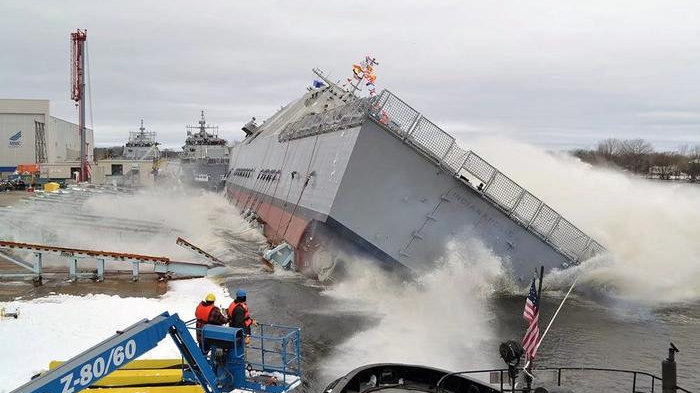 Северная Корея: Авария при спуске на воду эсминца «Чхве Хён» №2