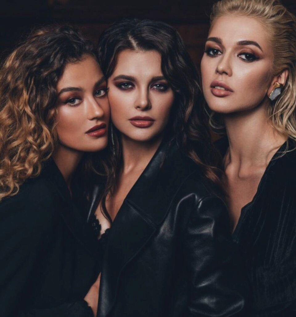    Участницы группы "ВИА Гра". Источник: vk.com/viagra_music