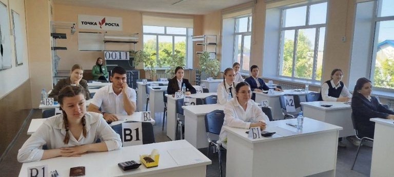    В Оренбуржье выпускники сдали первый Единый госэкзамен Оренбуржье