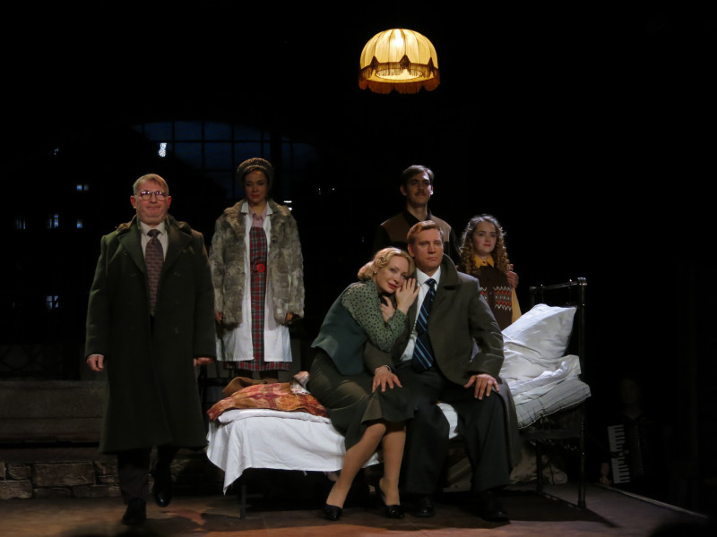 ПЯТЬ ВЕЧЕРОВ в Театр на Трубной. Премьера!