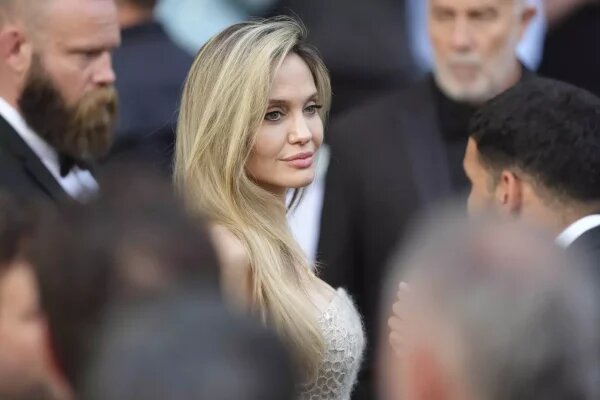    Анджелина Джоли. Фото: Страсти