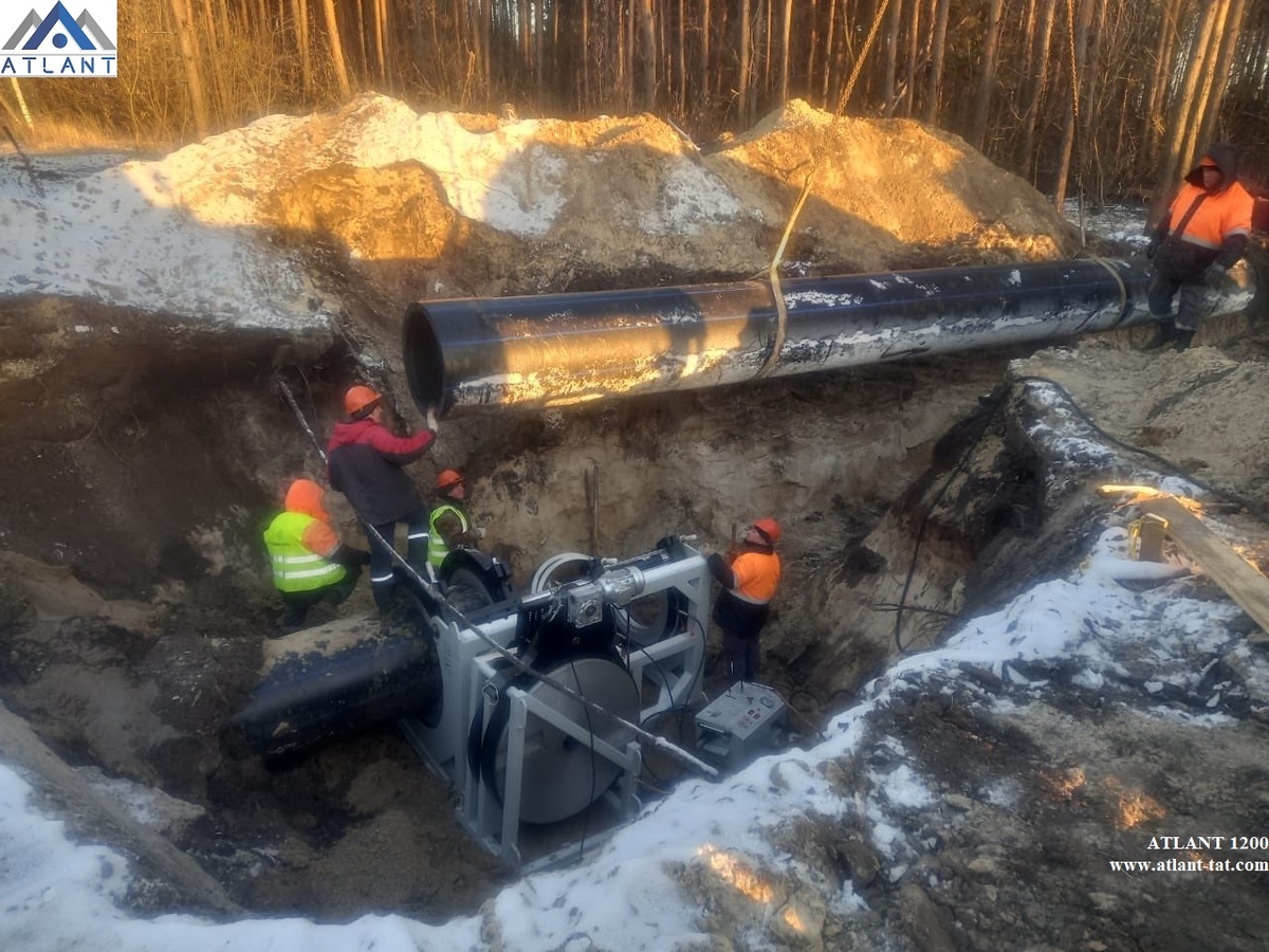 Прокладка ПНД труб. Сварка встык. Стыковой аппарат ATLANT 1200.
