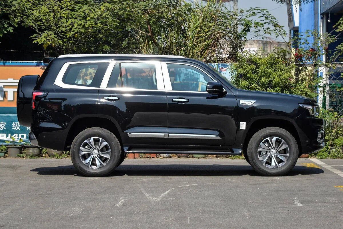 Новый китаец Российского производства, который сместит Land Cruiser. Источник фото - auto.ru